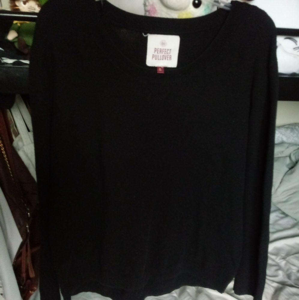 Black Pullover Sweater